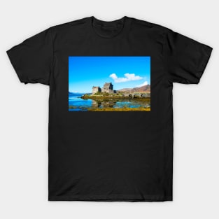 Eilean Donan Castle reflections T-Shirt